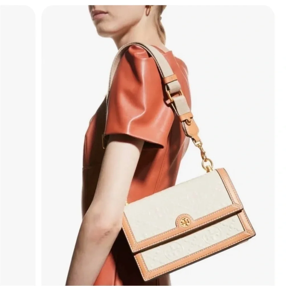 New Tory Burch T MONOGRAM PATENT EMBOSSED SMALL SHOULDER BAG